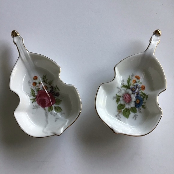 Vintage Floral Bone China Violin Dish PAIR Ring Trinket Gold Rim Vanity Cottage - Picture 1 of 16